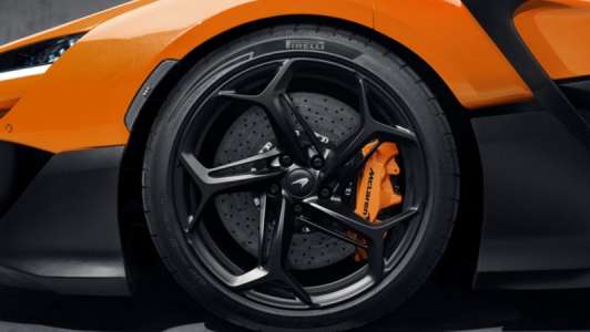 Три модели эко-шин Pirelli вошли в комплектацию суперкара McLaren W1